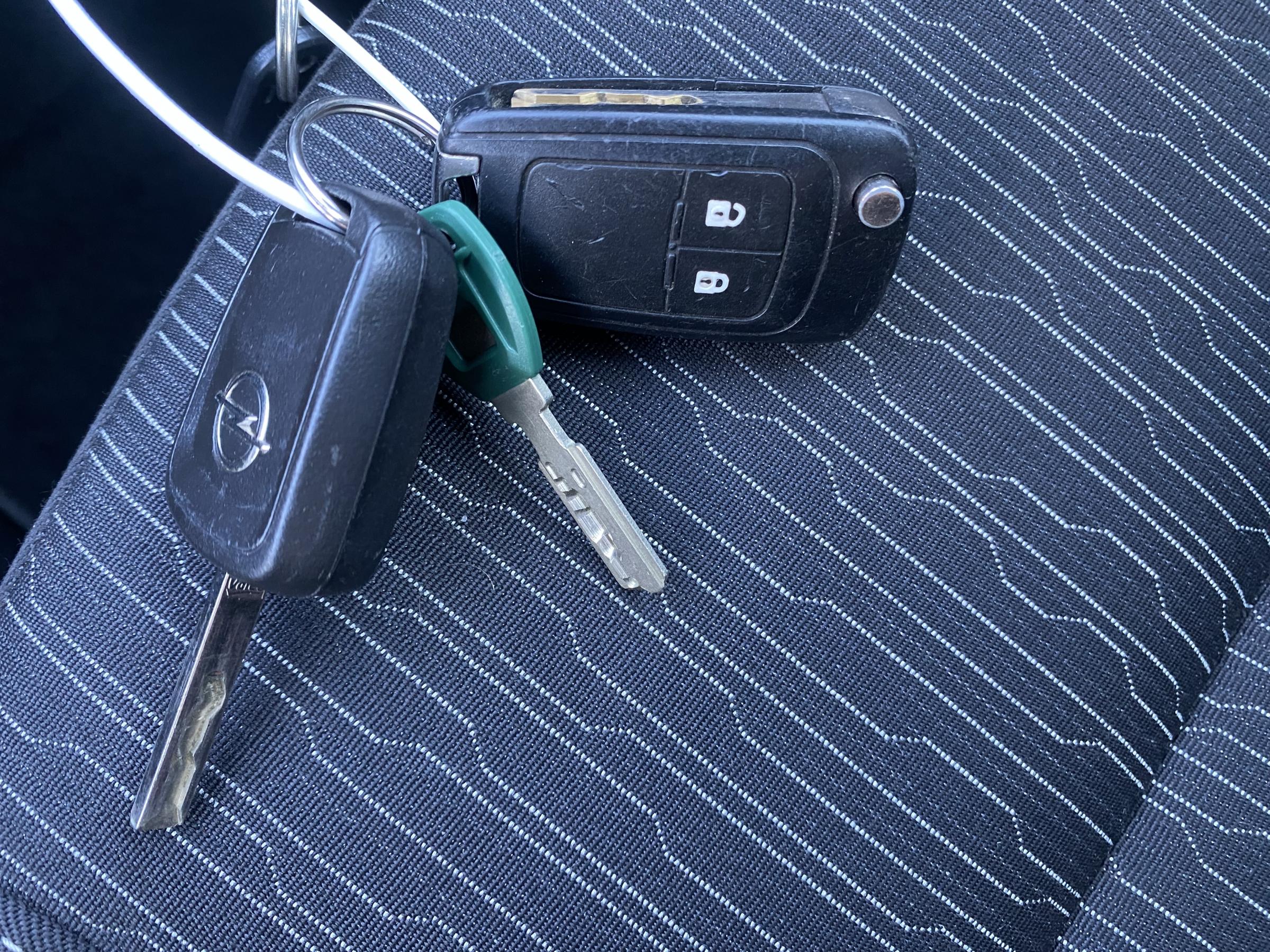 Opel Astra, 2014 - pohled č. 18