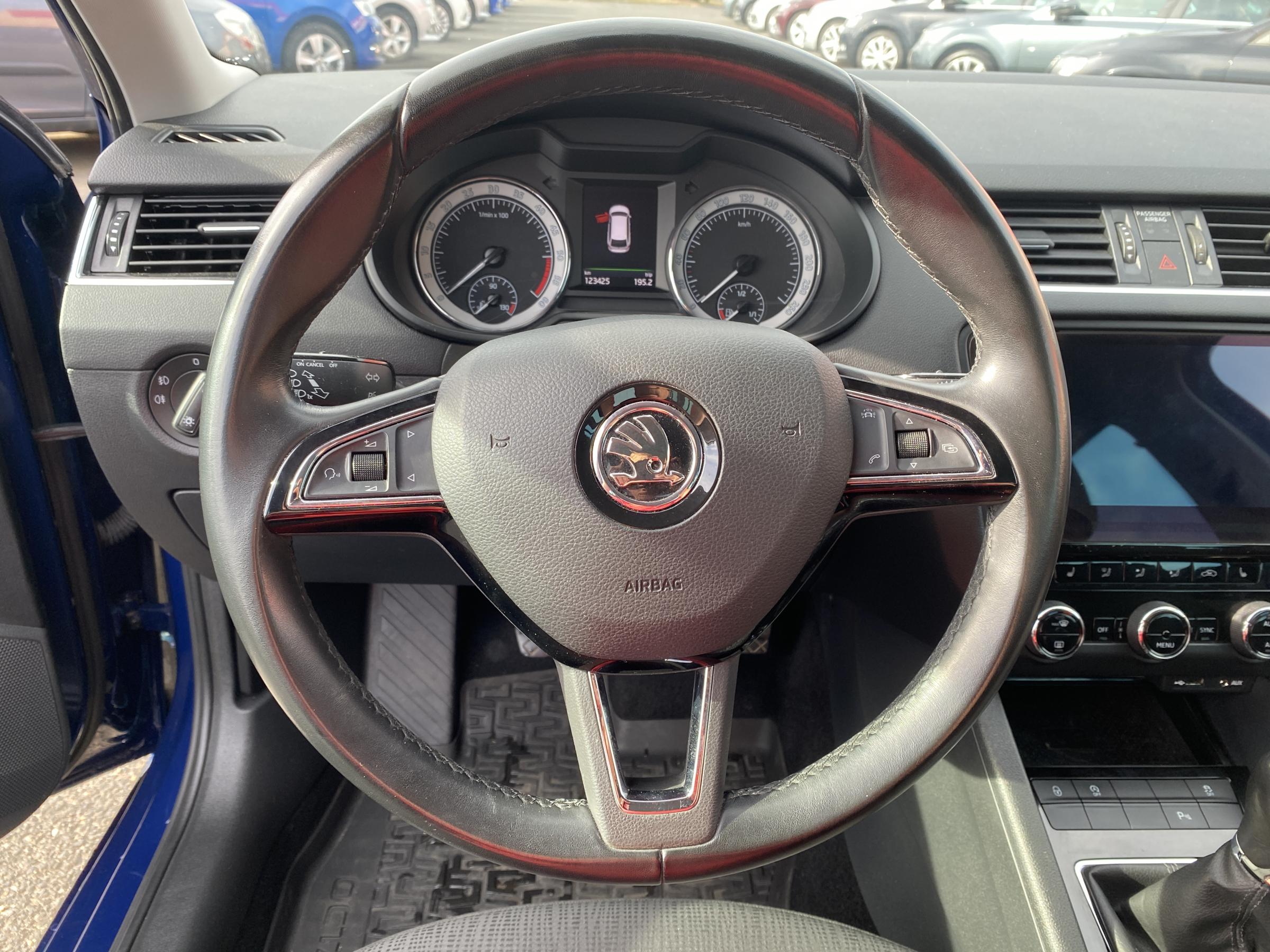 Škoda Octavia III, 2017 - pohled č. 13