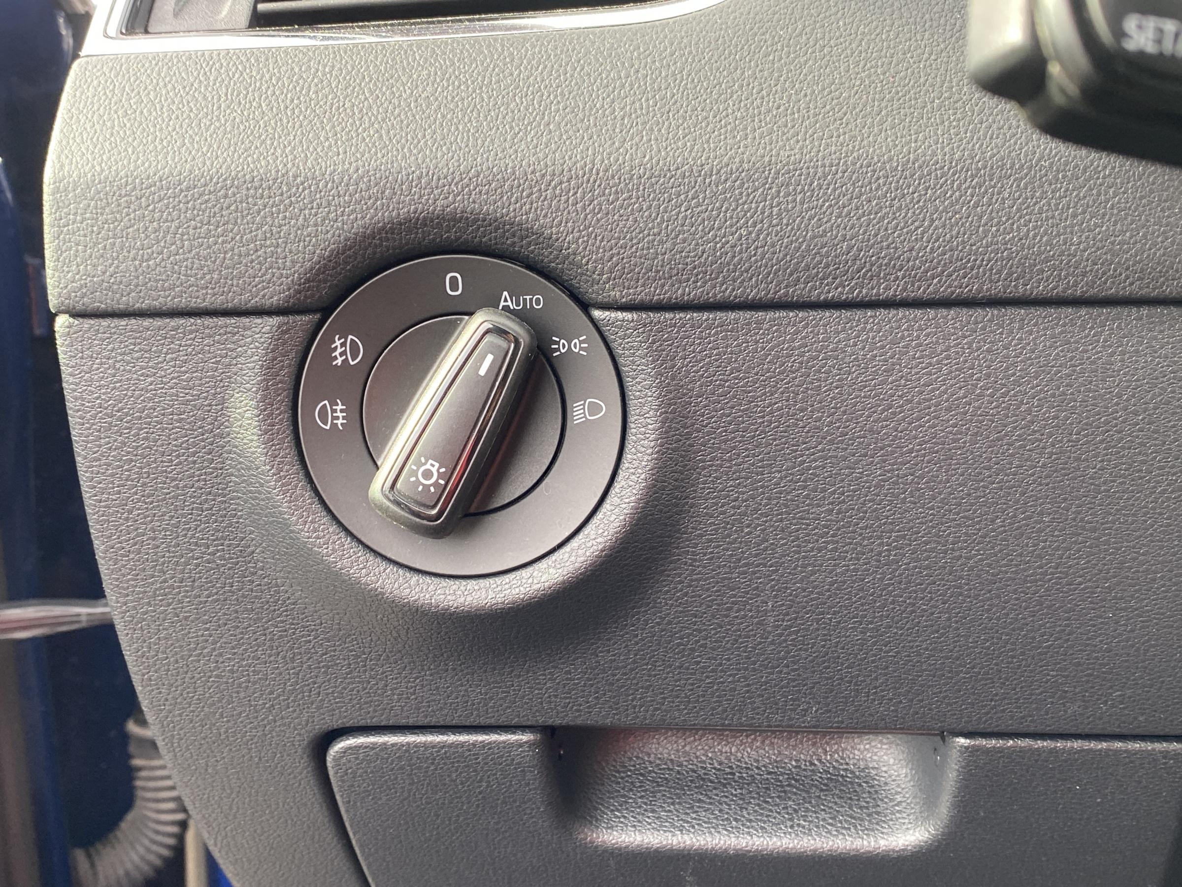 Škoda Octavia III, 2017 - pohled č. 22