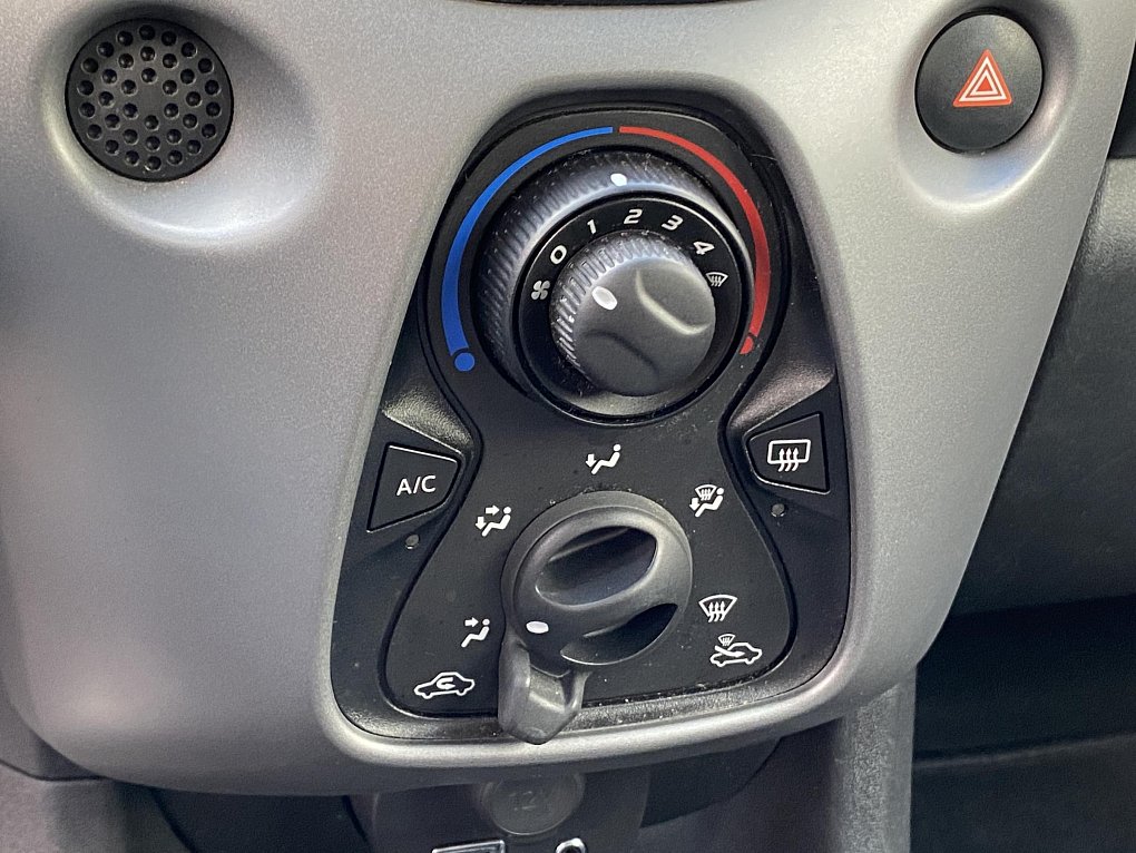 Toyota Aygo 1.0i X-play