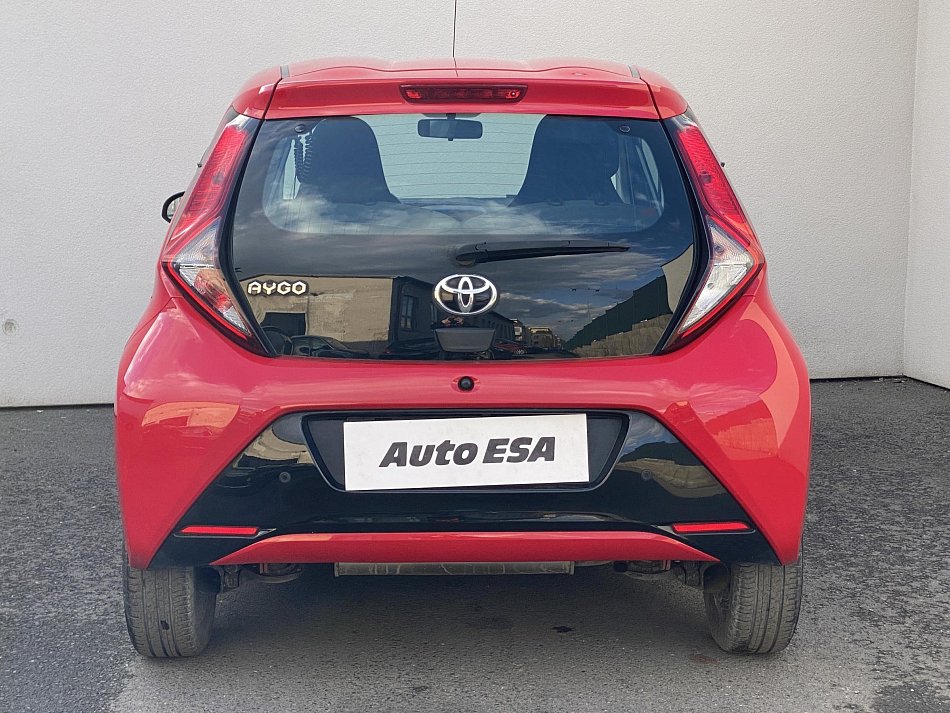 Toyota Aygo 1.0i X-play