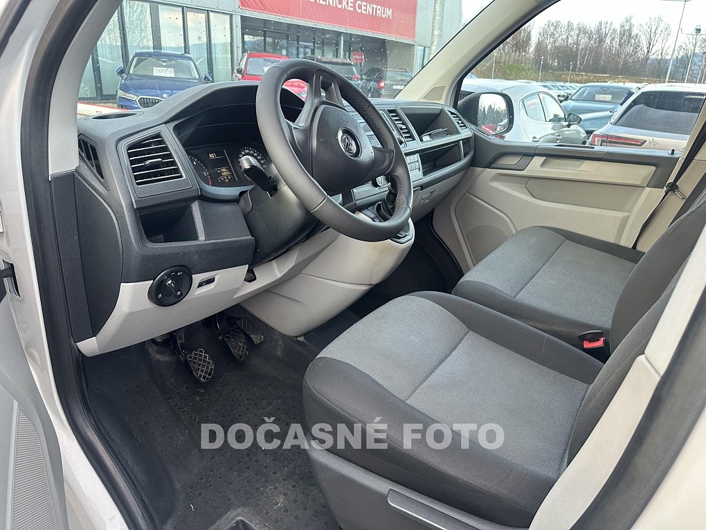 Volkswagen Transporter 2.0TDi  L1H1