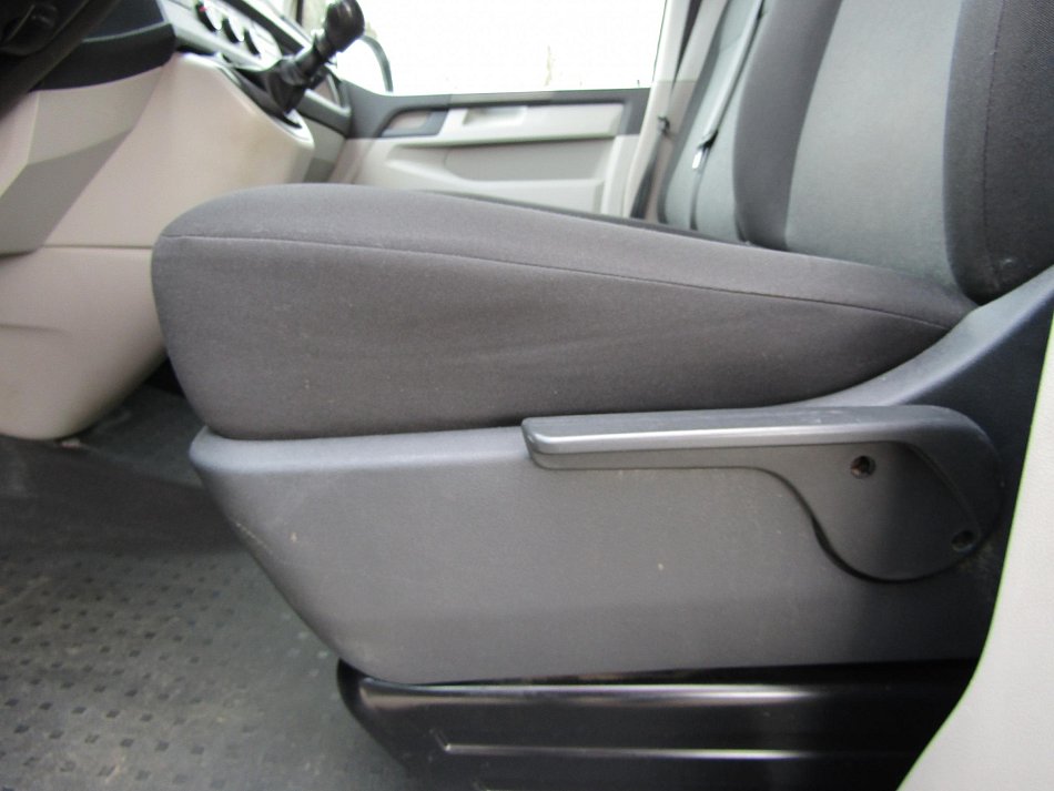 Volkswagen Transporter 2.0TDi  L1H1