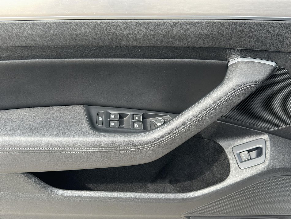 Volkswagen Passat 2.0 TDi 