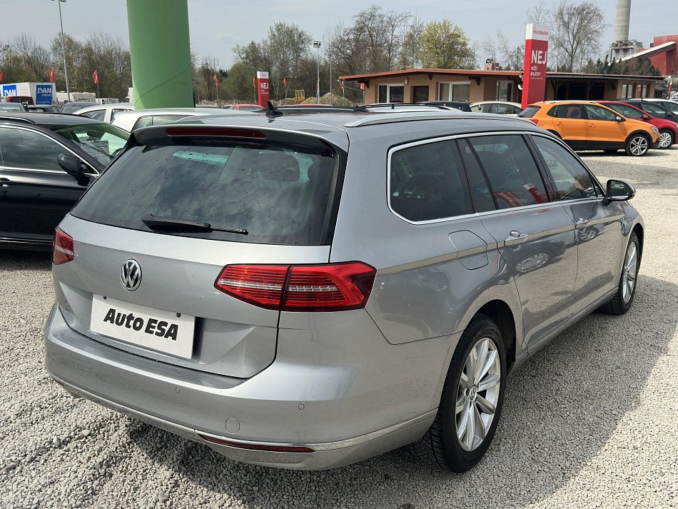 Volkswagen Passat 2.0 TDi 