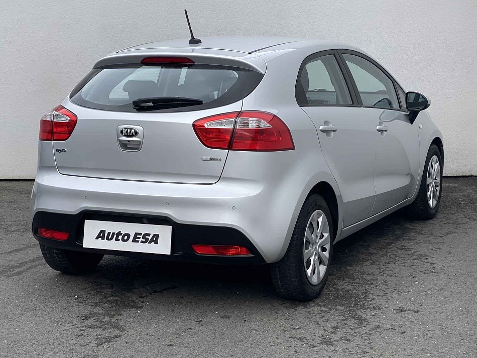 Kia Rio 1.4i Edition