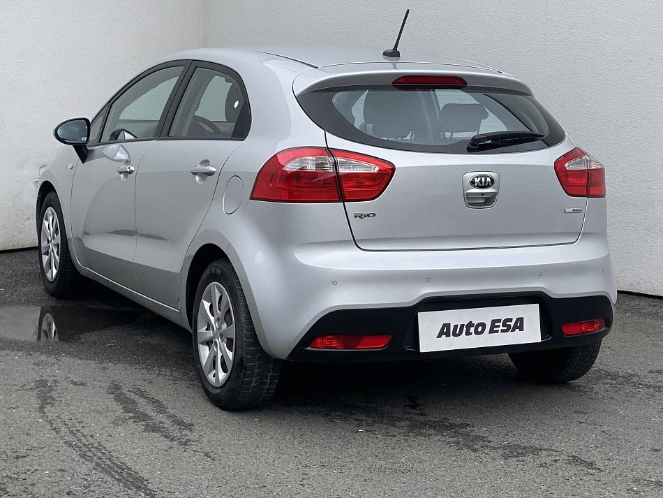 Kia Rio 1.4i Edition