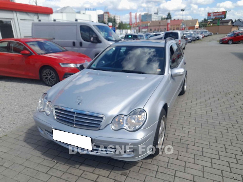Mercedes-Benz Třída C 1.8 