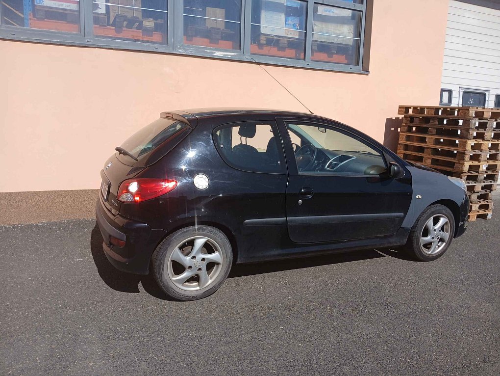 Peugeot 206 1.4i 