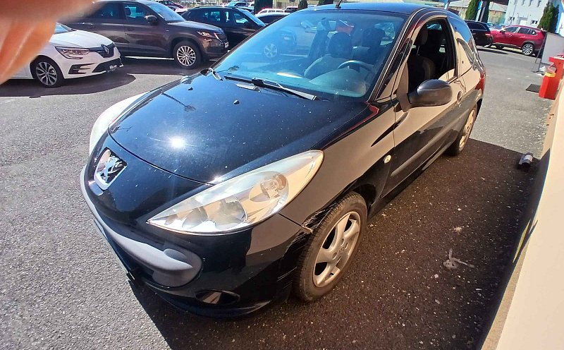 Peugeot 206 1.4i 