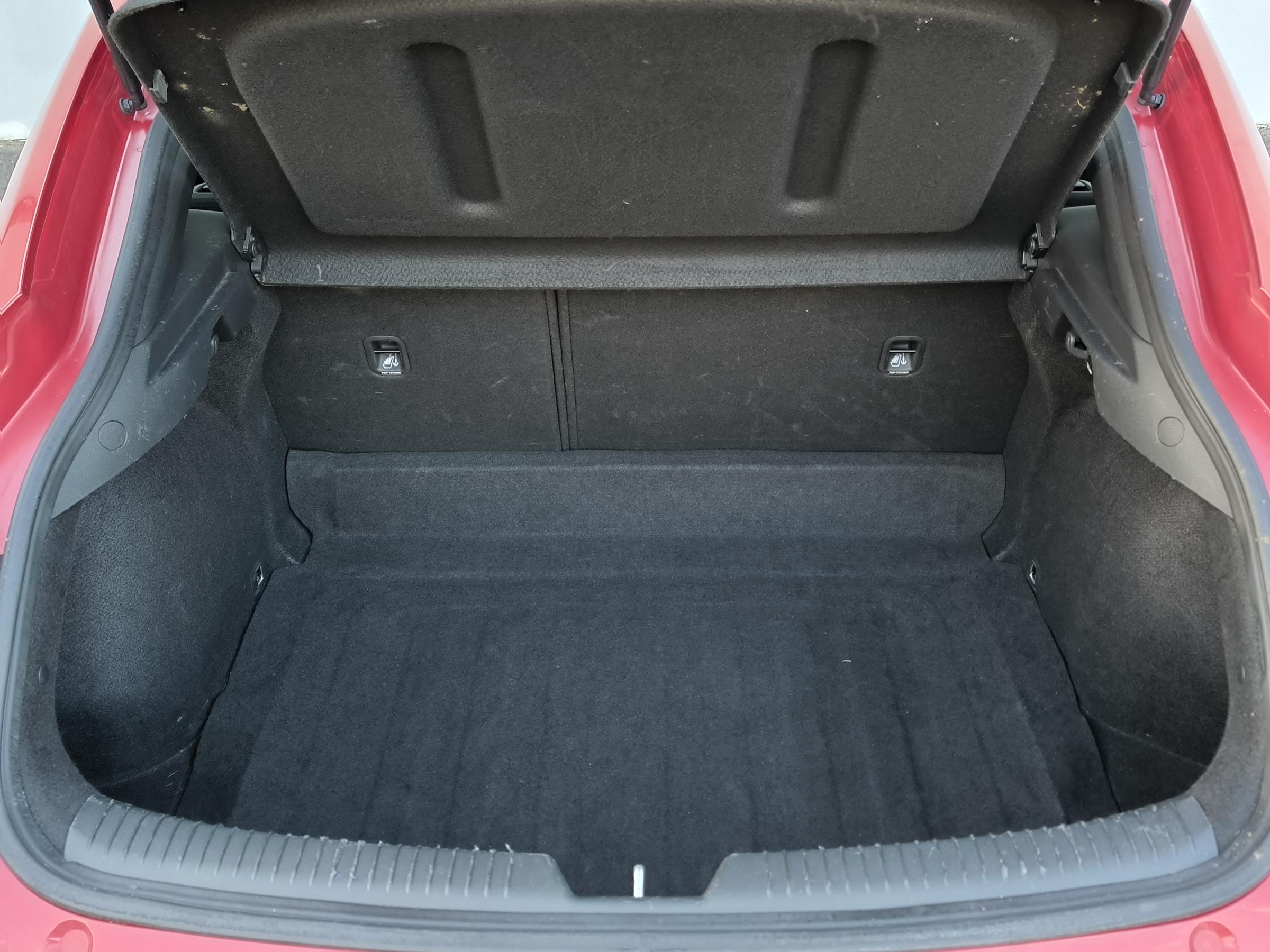 Hyundai i30, 2018 - pohled č. 7