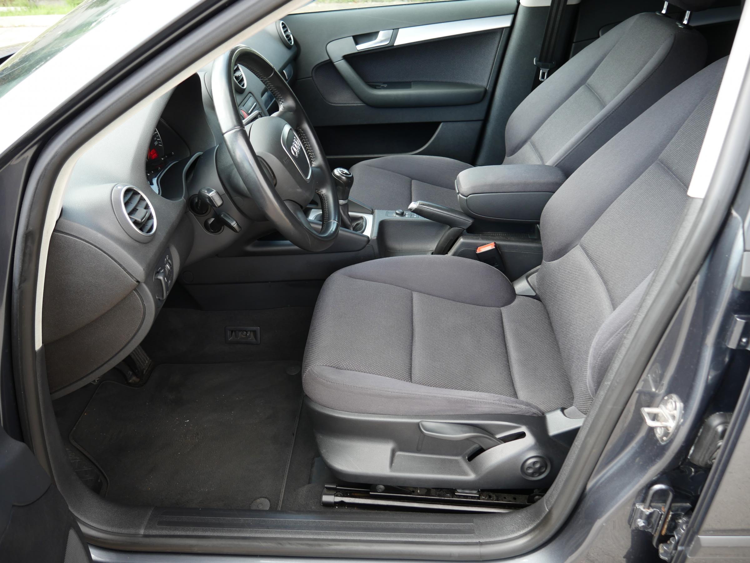 Audi A3, 2006 - pohled č. 16