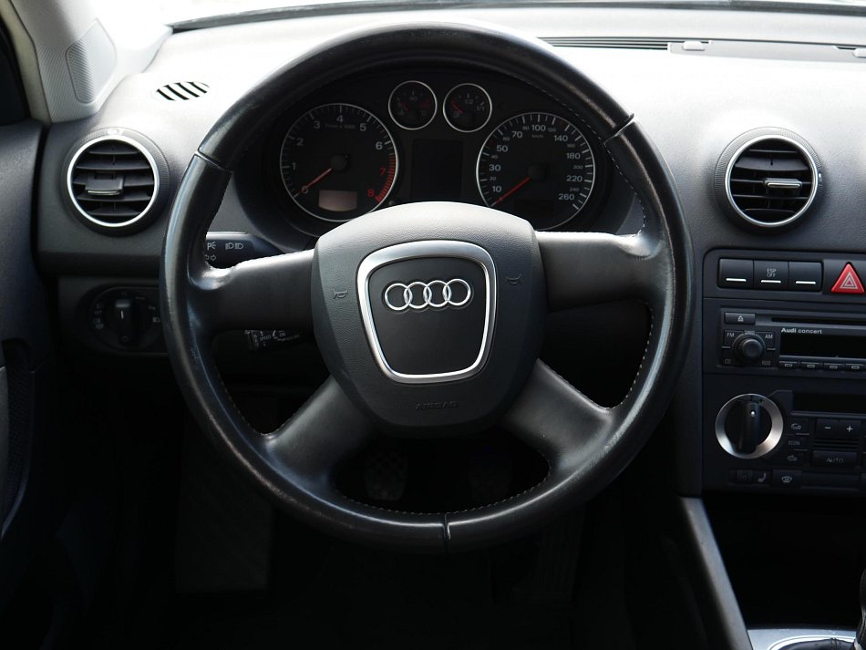 Audi A3 1.6FSi 