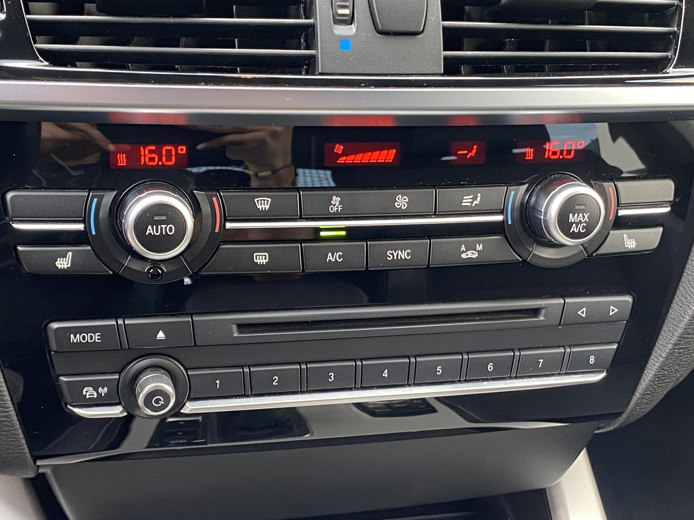 BMW X3, 2016 - pohled č. 16