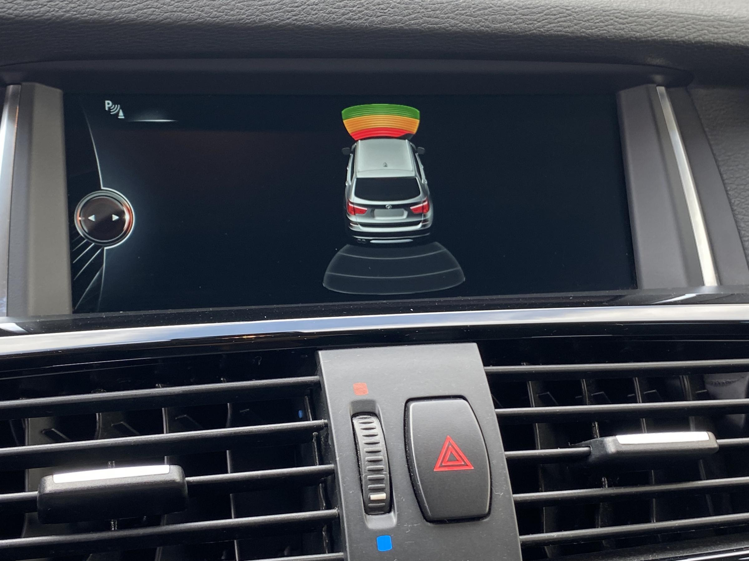 BMW X3, 2016 - pohled č. 18