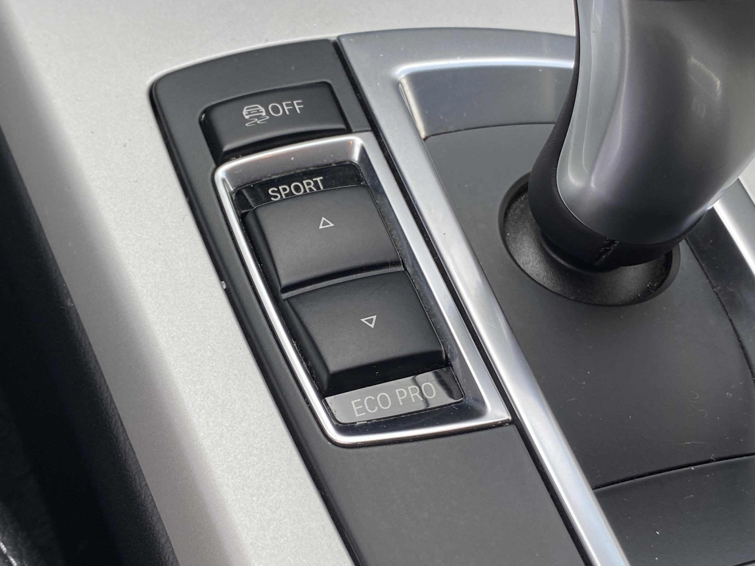 BMW X3, 2016 - pohled č. 19