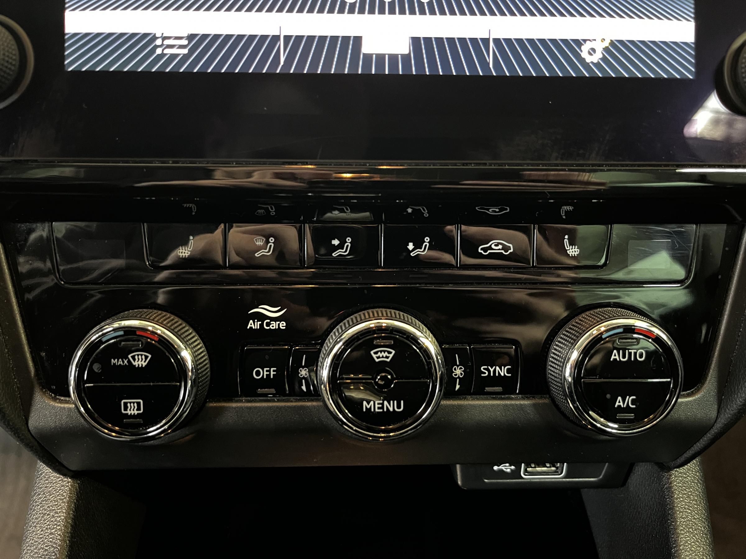 Škoda Octavia III, 2019 - pohled č. 14