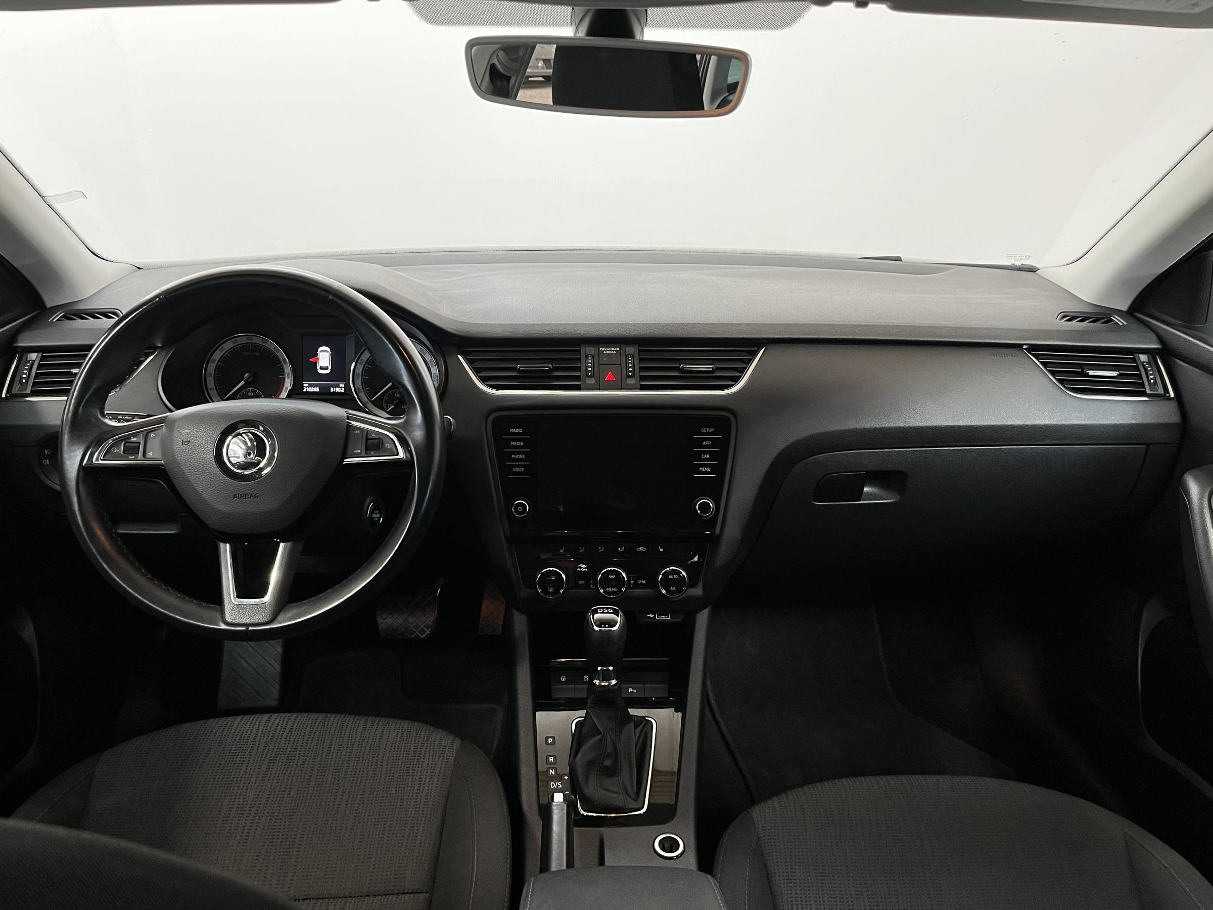 Škoda Octavia III, 2019 - pohled č. 8