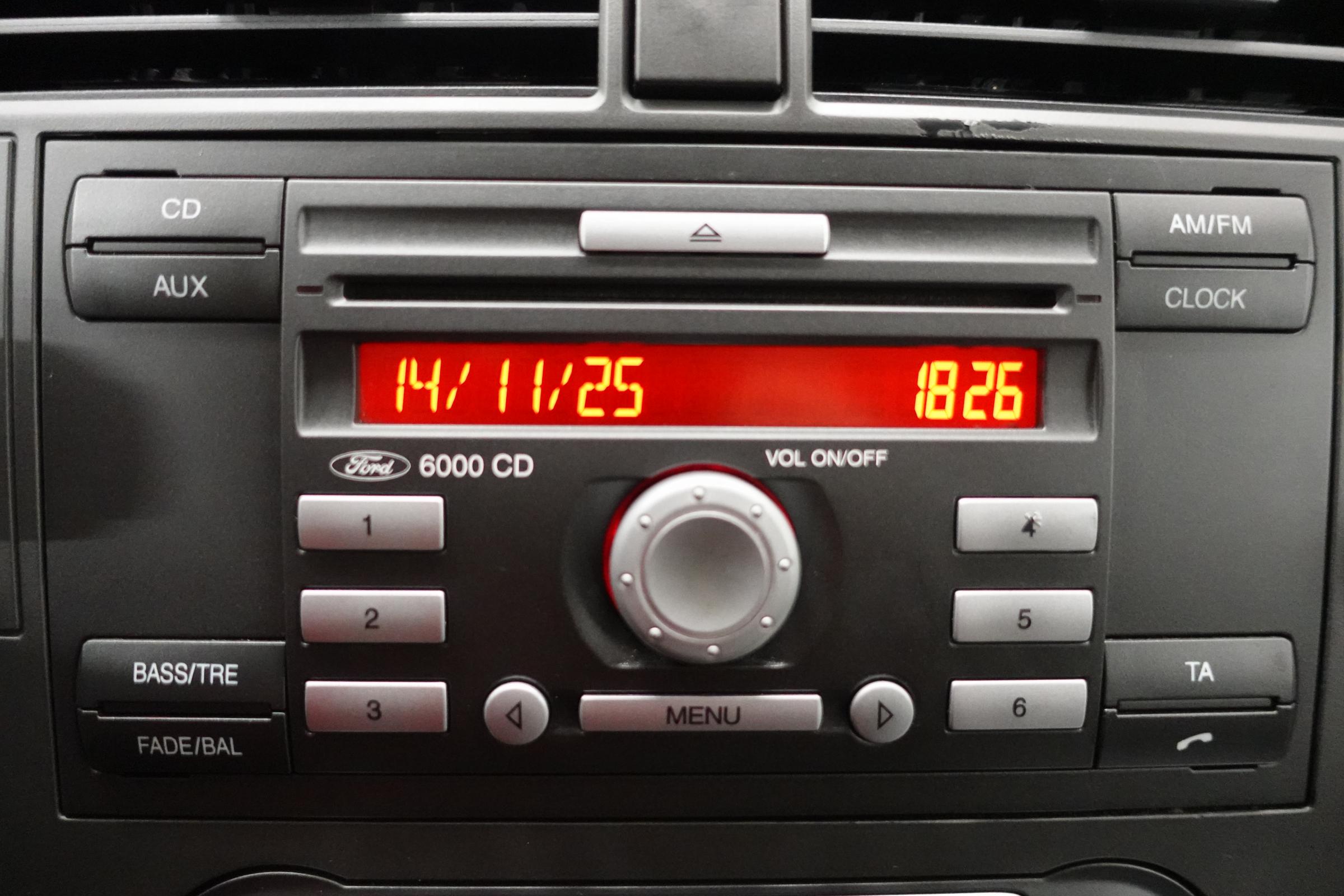 Ford C-MAX, 2009 - pohled č. 18