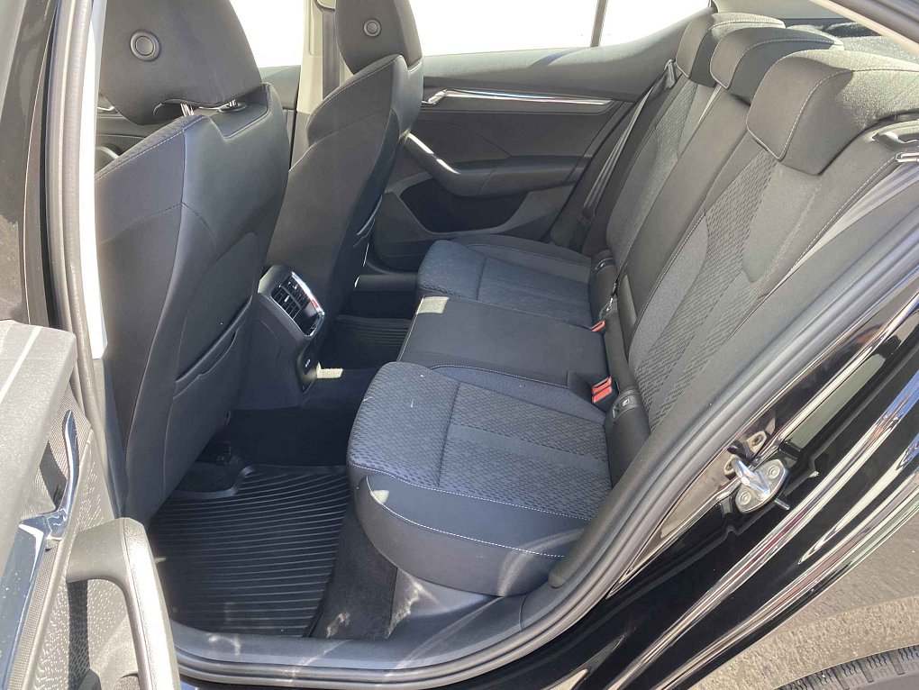 Škoda Octavia IV 2.0 TDi Style