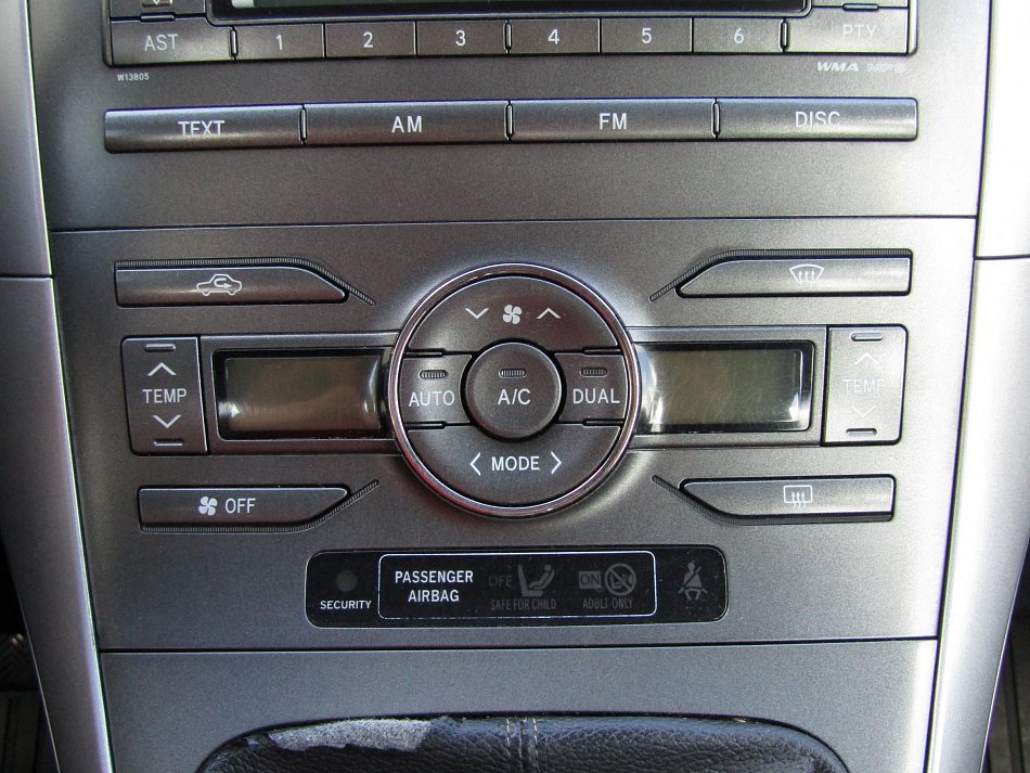 Toyota Auris 1.6 i-VTEC 