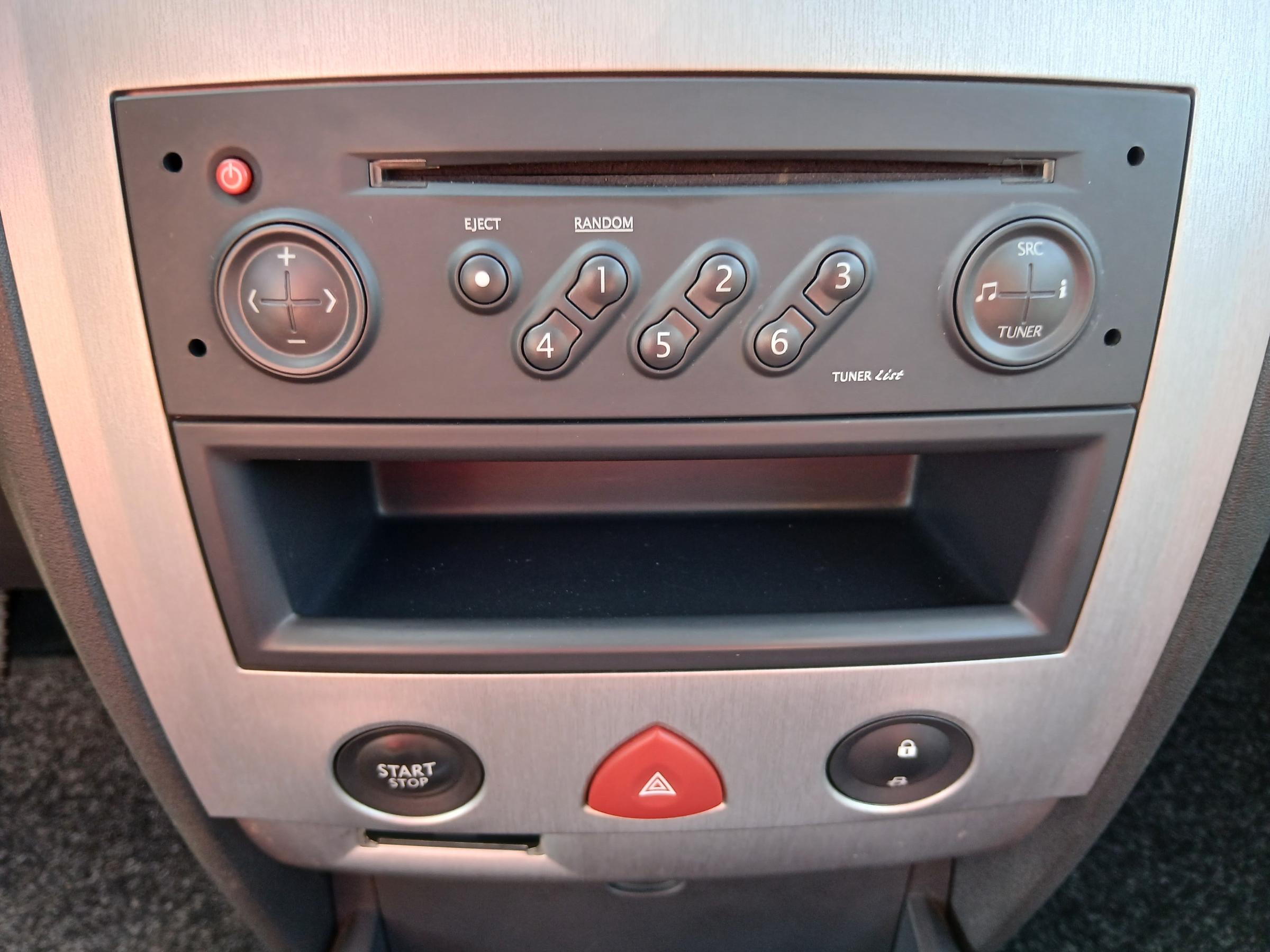 Renault Mégane, 2004 - pohled č. 18