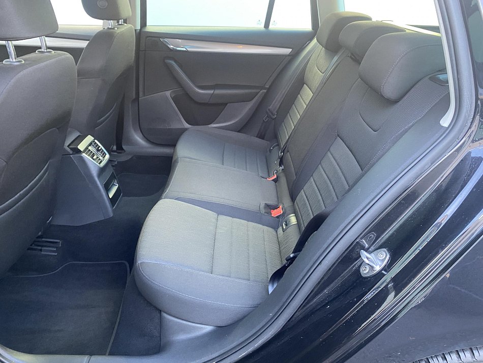 Škoda Octavia III 2.0TDi 