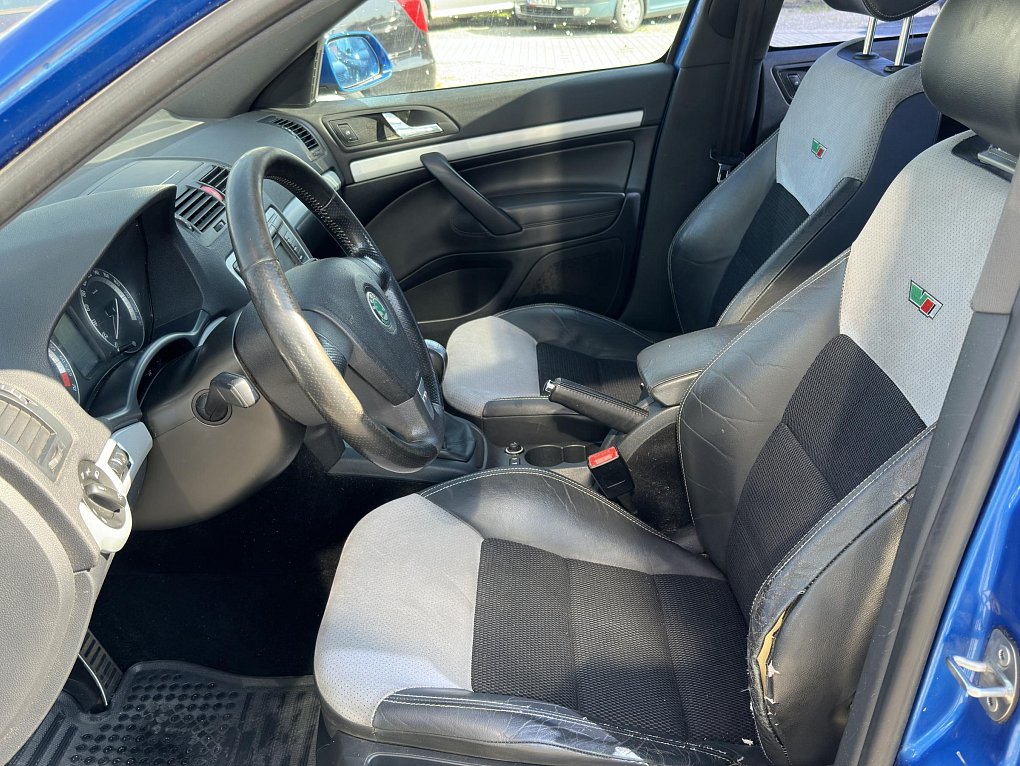 Škoda Octavia II 2.0 i 