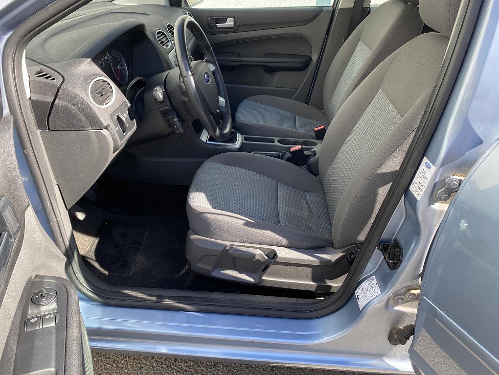 Ford Focus 1.6i 