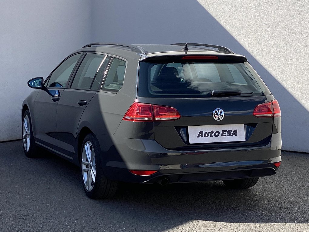 Volkswagen Golf 1.6 TDi 