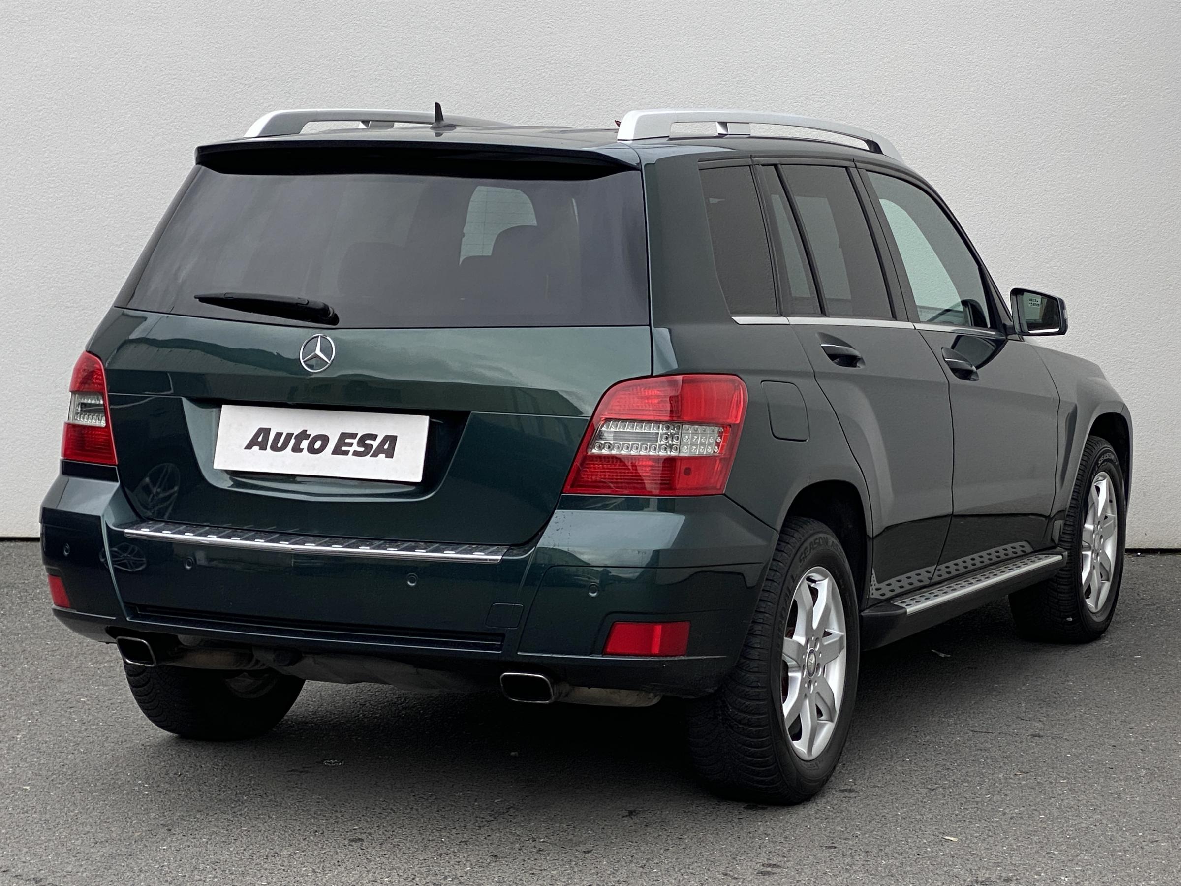 Mercedes-Benz GLK, 2011 - pohled č. 4