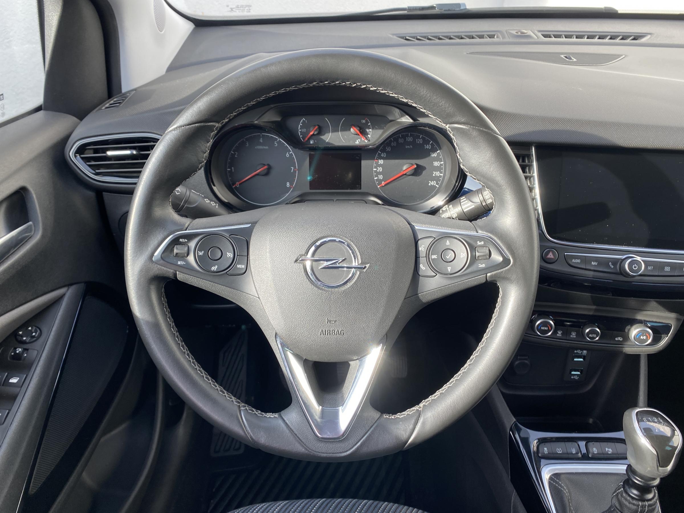 Vauxhall Crossland X, 2019 - pohled č. 11