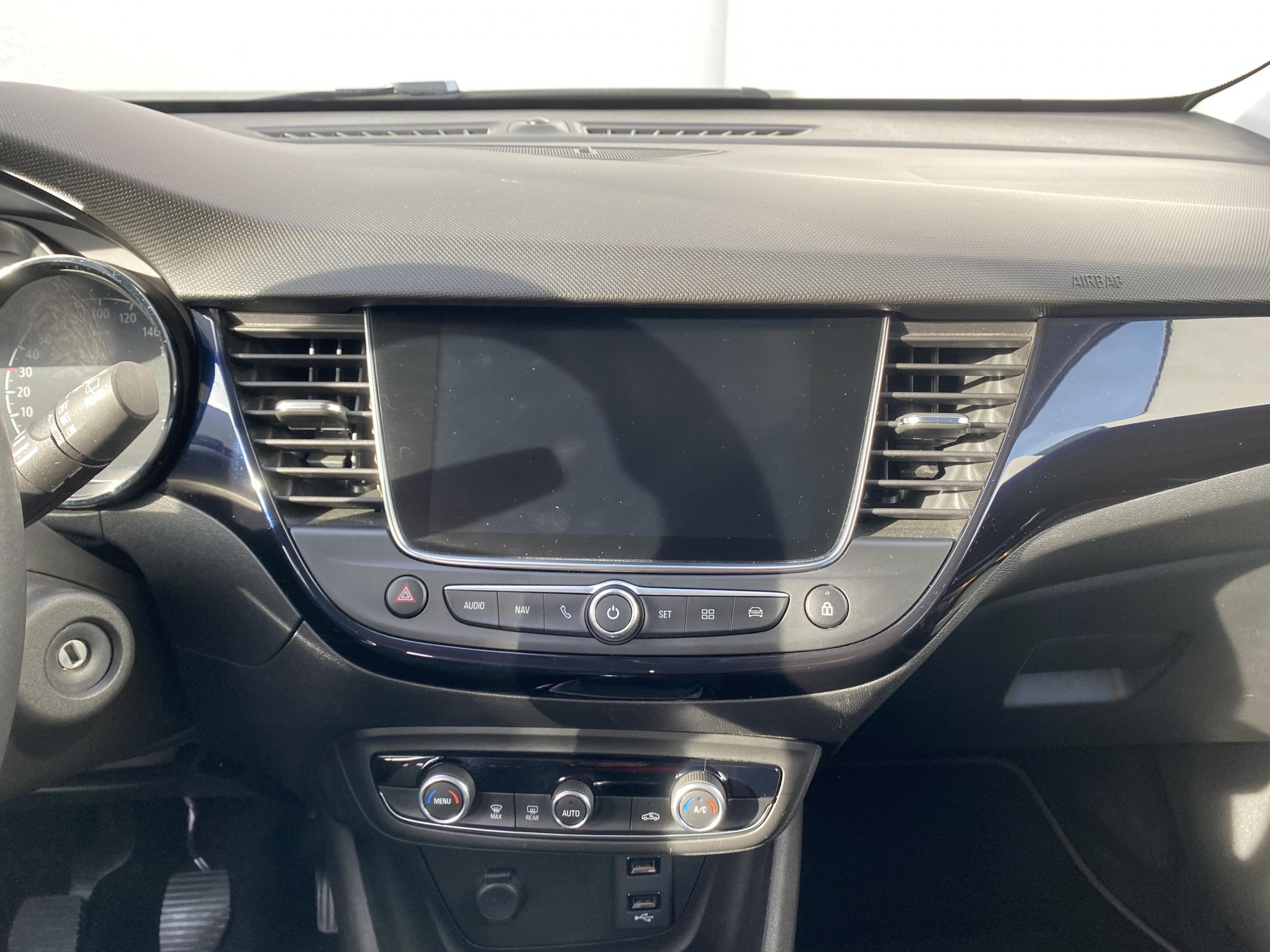 Vauxhall Crossland X, 2019 - pohled č. 12