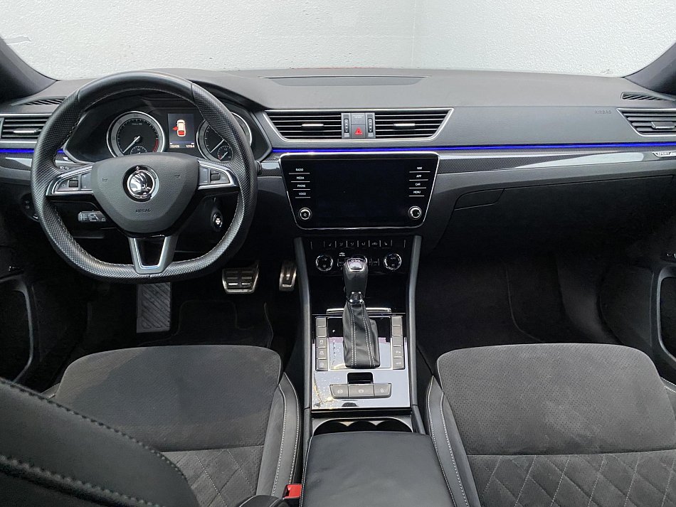 Škoda Superb III 2.0TDI SportLine