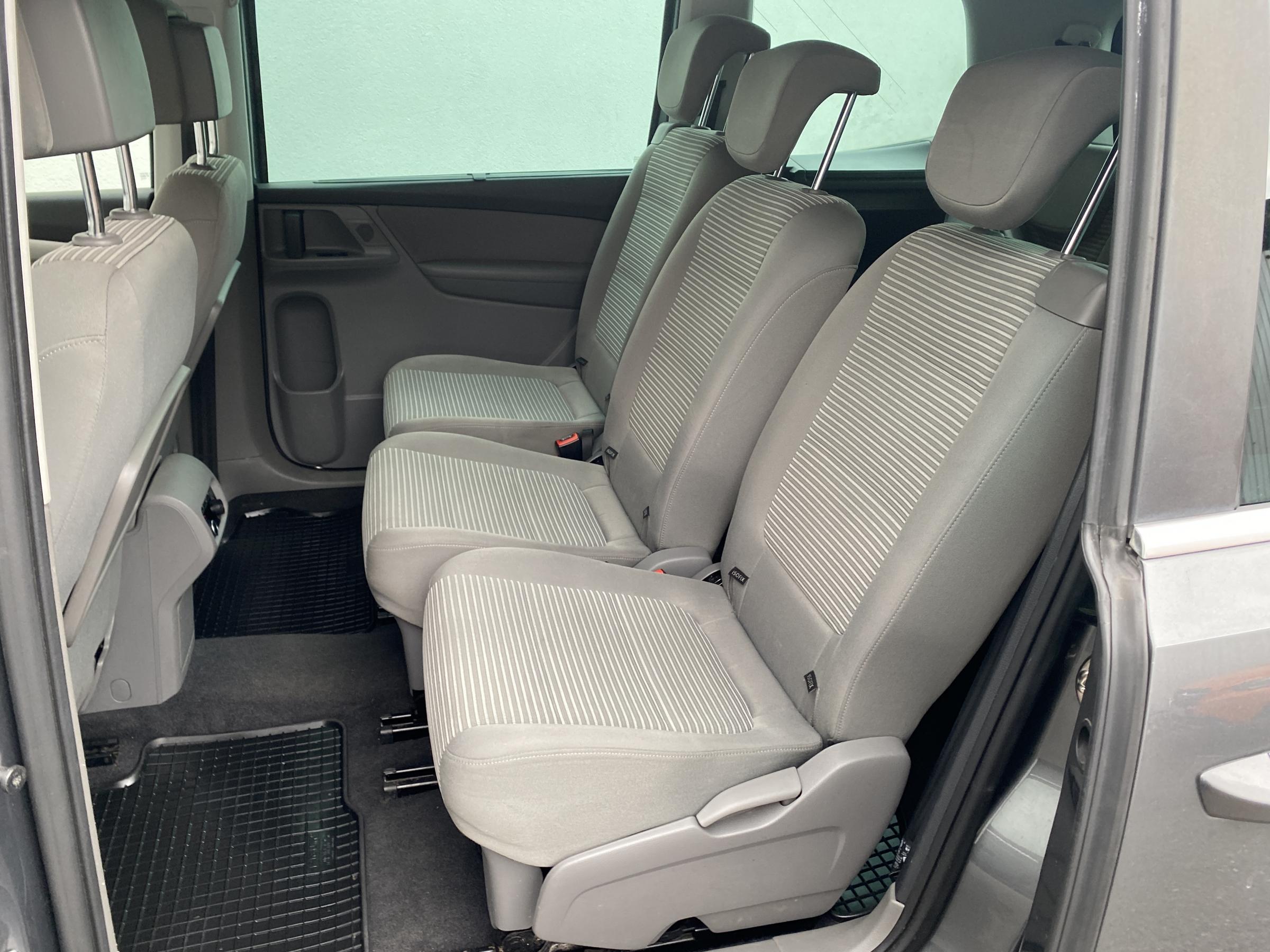 Seat Alhambra, 2015 - pohled č. 10