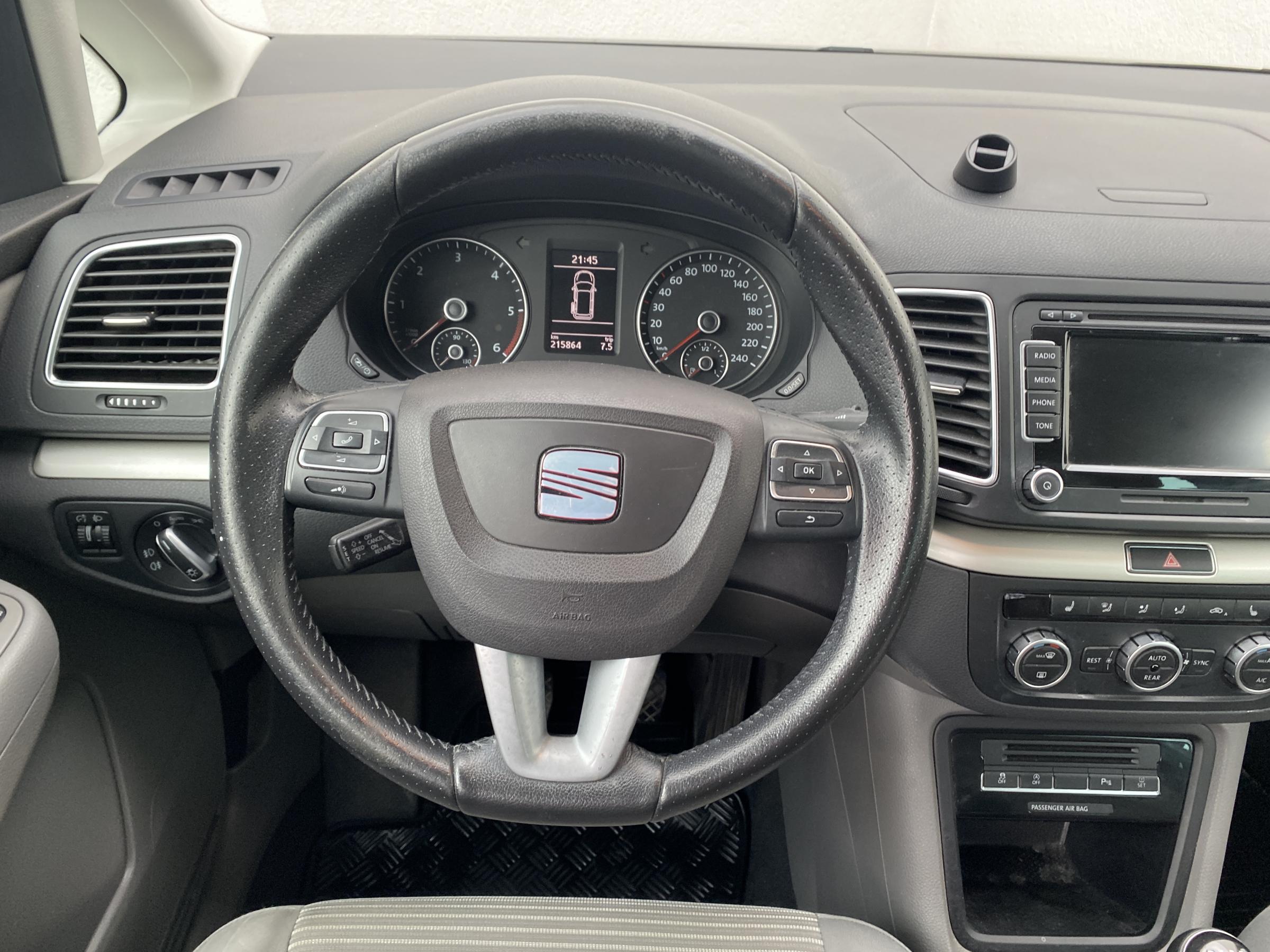 Seat Alhambra, 2015 - pohled č. 12