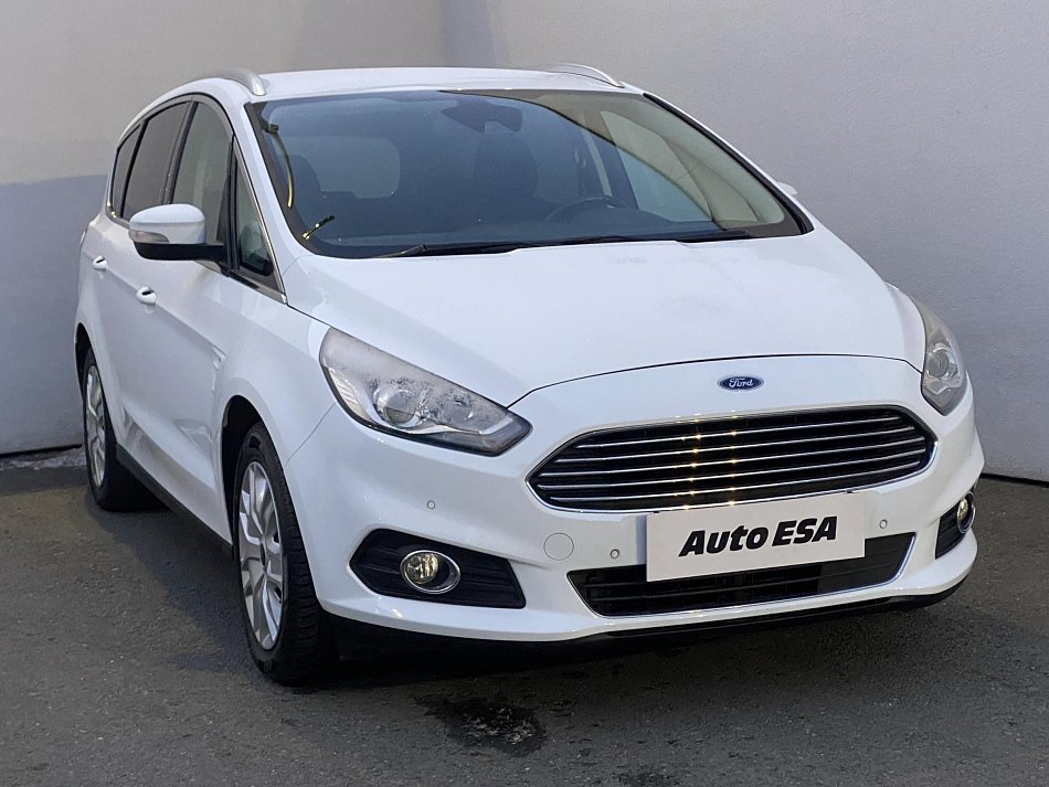Ford S-MAX 1.5EB Titanium