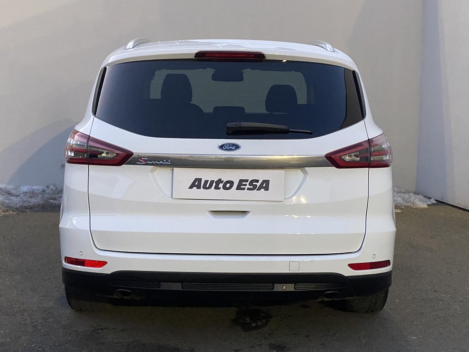 Ford S-MAX 1.5EB Titanium