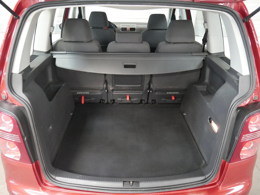 Volkswagen Touran 1.4 TSI 