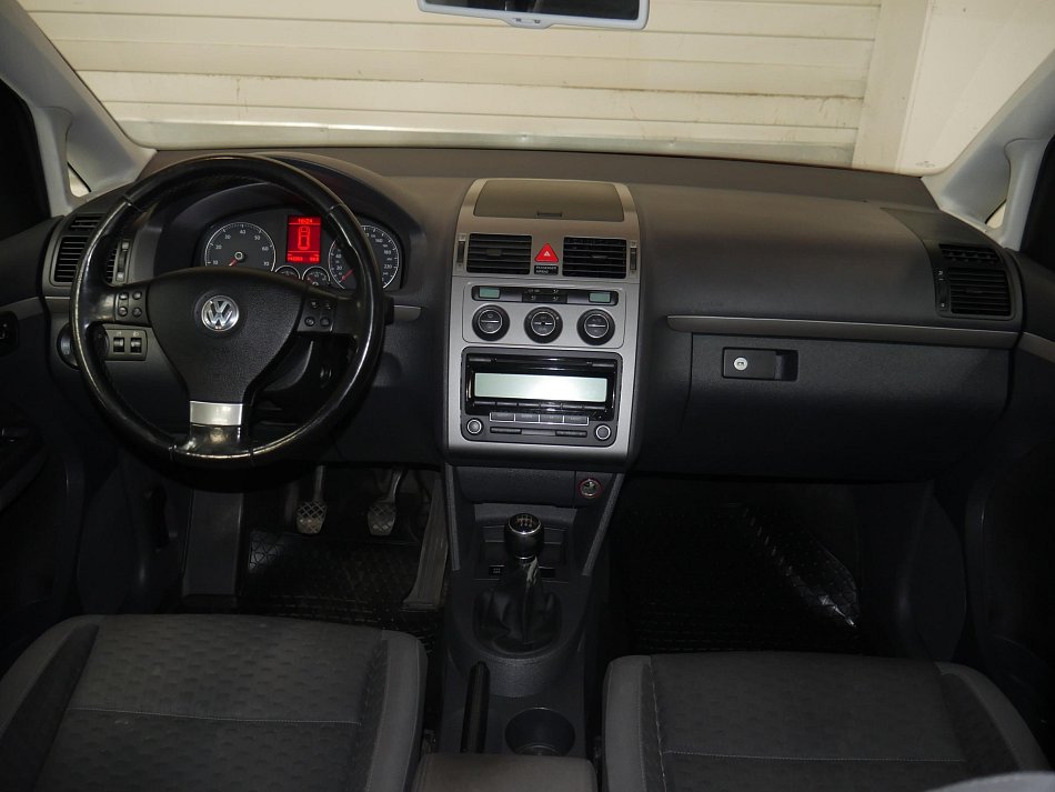 Volkswagen Touran 1.4 TSI 