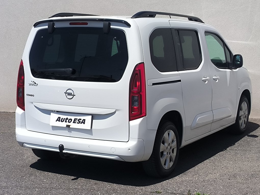 Opel Combo 1.5CDTi Elegance
