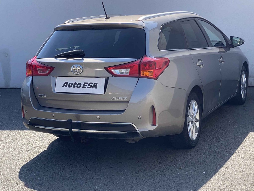 Toyota Auris 1.6i Active