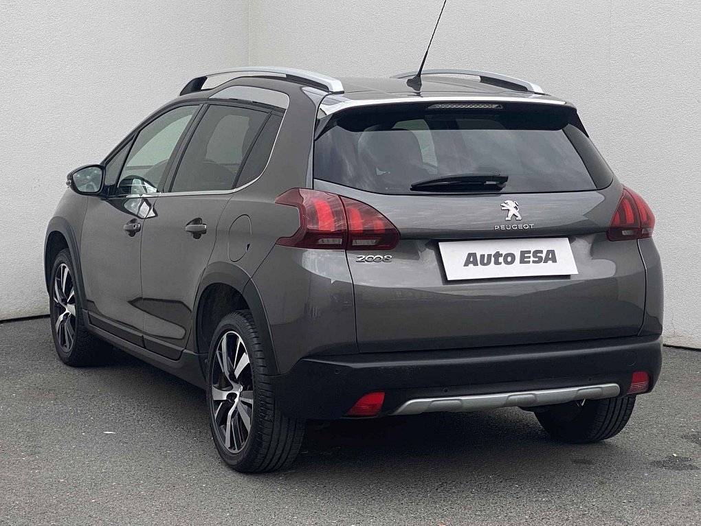 Peugeot 2008 1.2 PT Allure