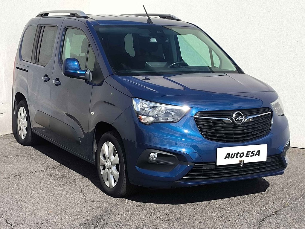 Opel Combo 1.2T 