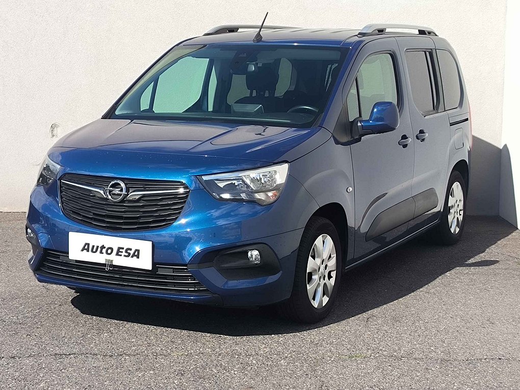 Opel Combo 1.2T 