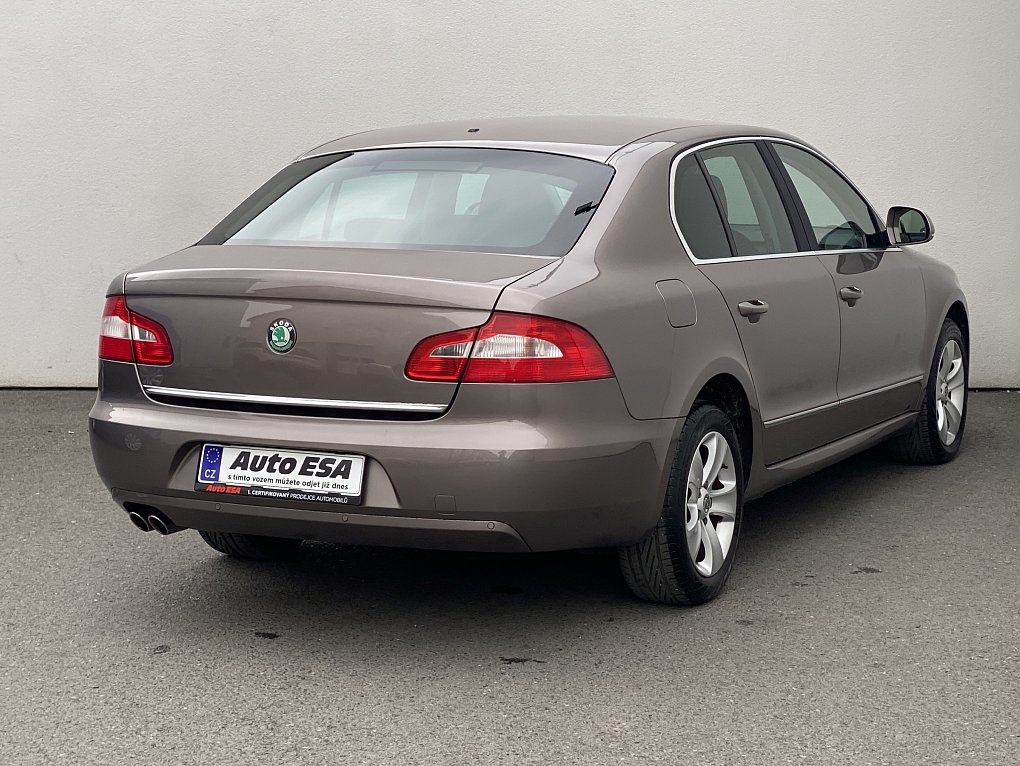 Škoda Superb II 2.0 TDi Ambition