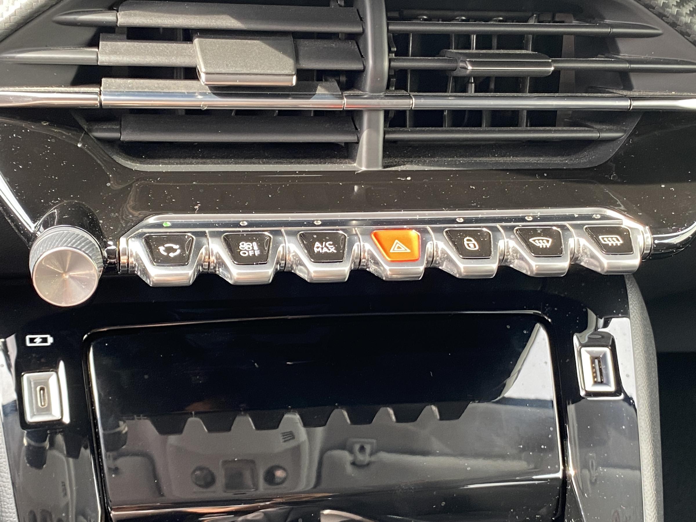 Peugeot 208, 2019 - pohled č. 15