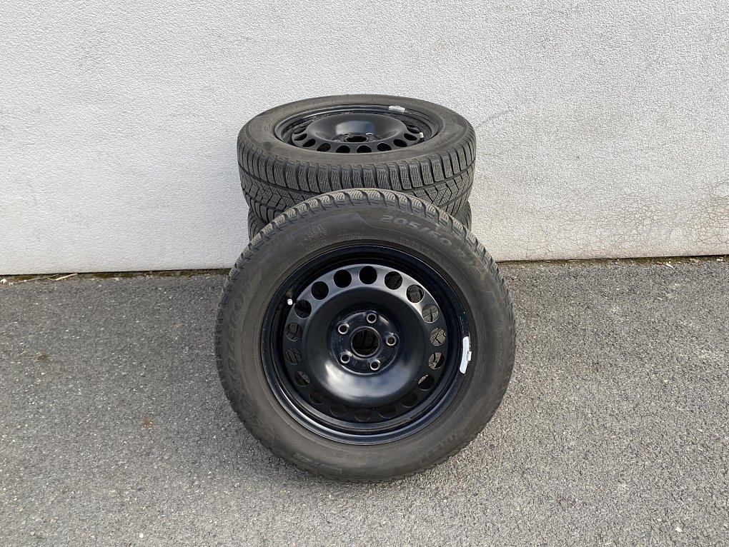 Volkswagen Touran 1.6 TDi 