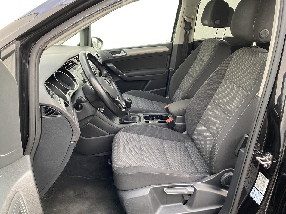 Volkswagen Touran 1.6 TDi 