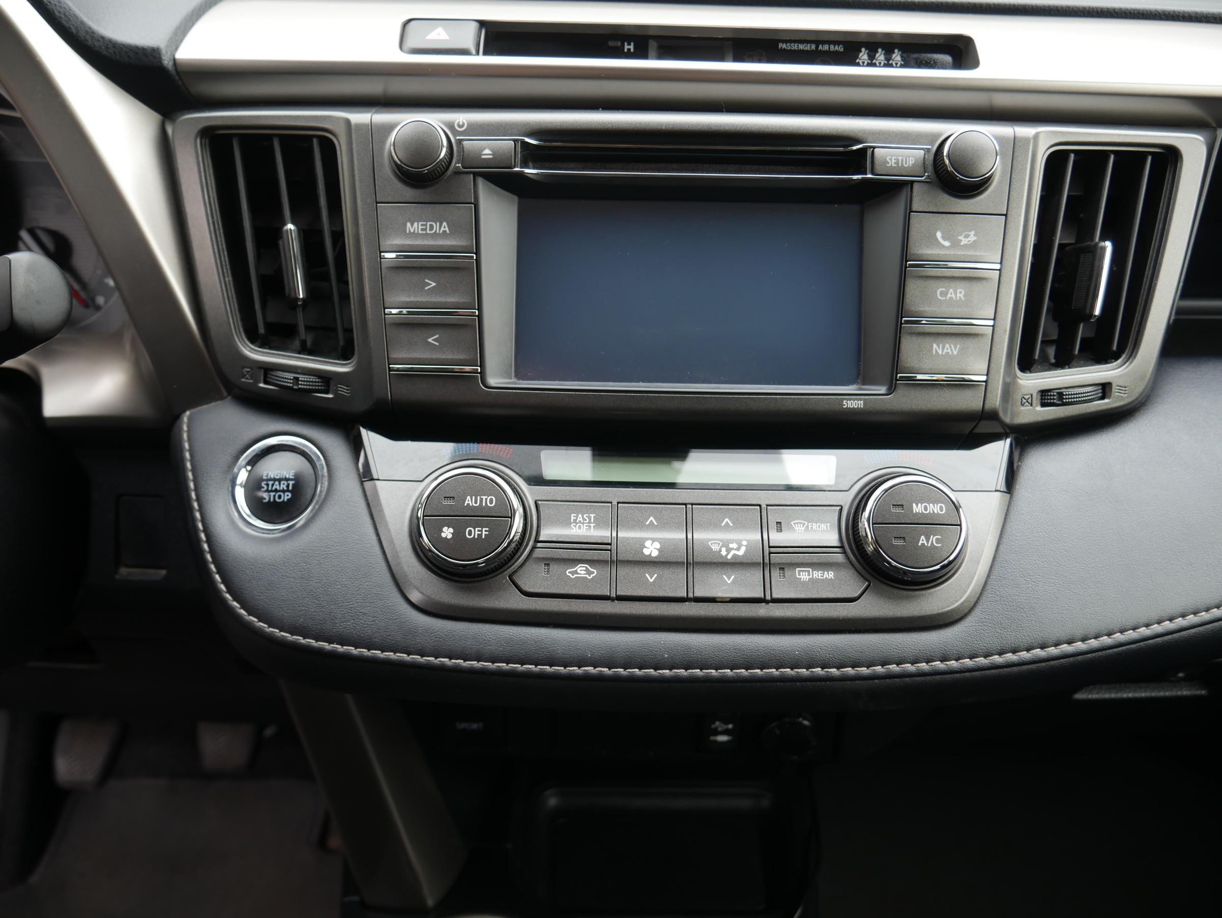 Toyota RAV4, 2014 - pohled č. 11